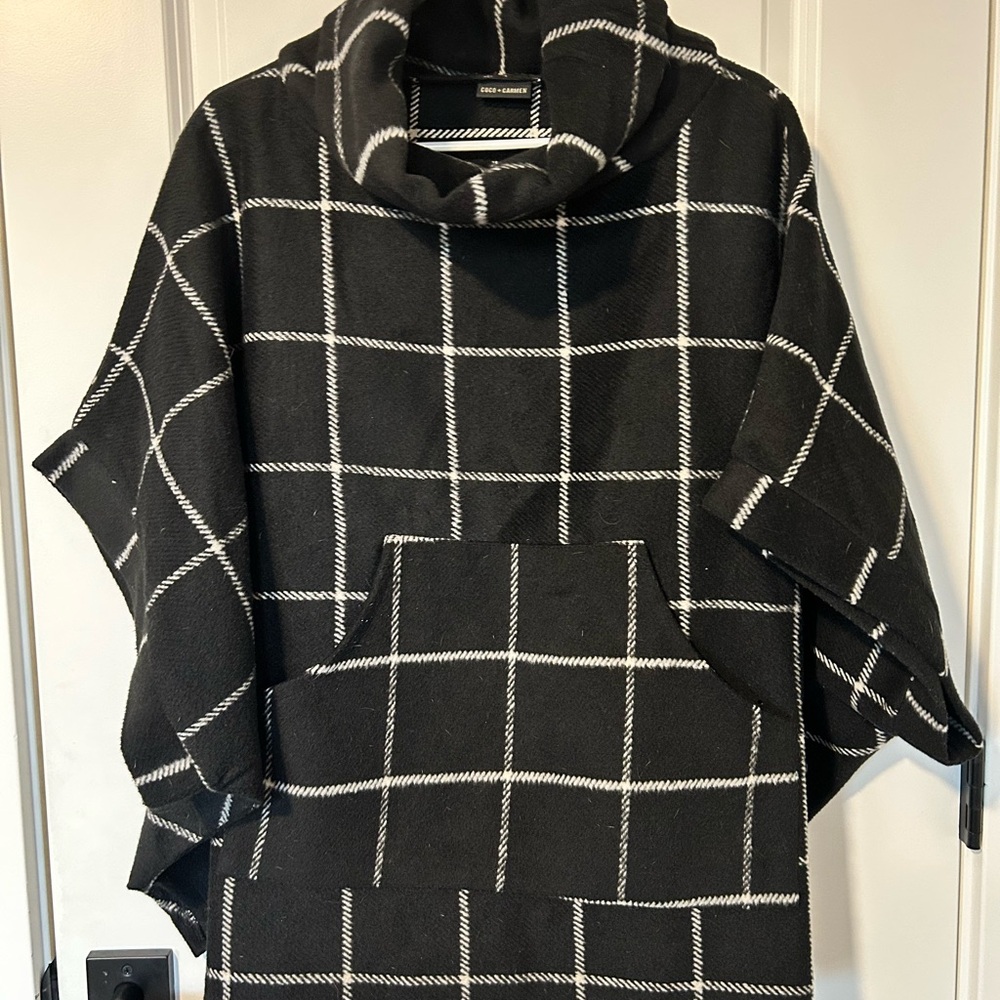Coco + Carmen Black and White Poncho